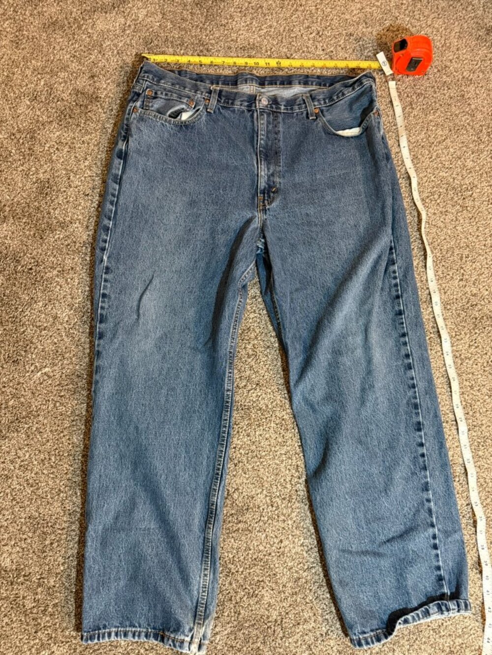 Levi's 550 Relaxed Fit Men's Jeans 42x32 Medium Wash Blue Denim